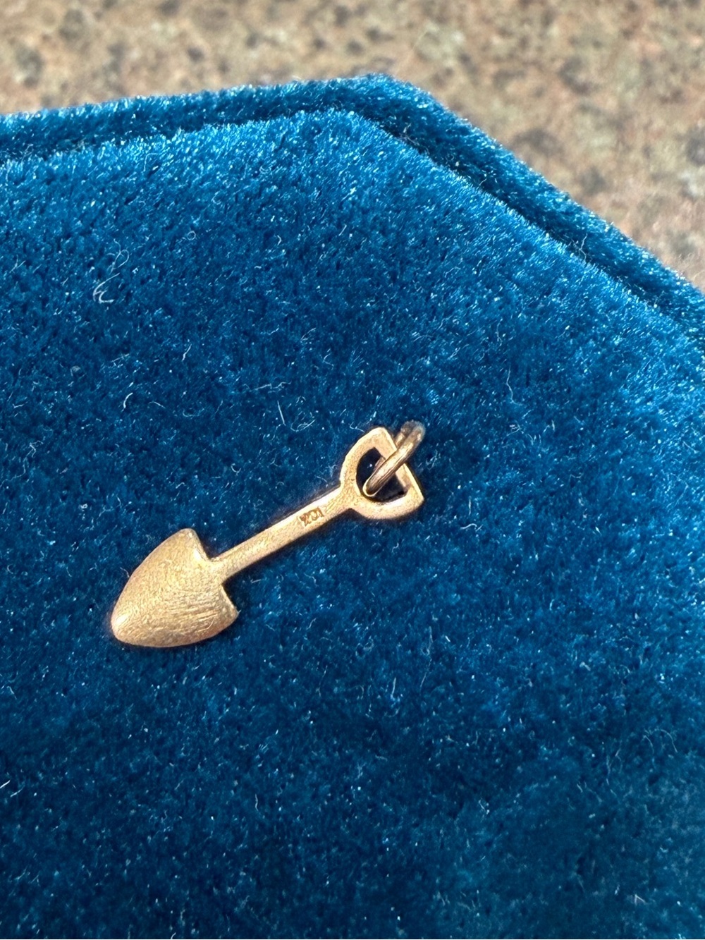 10k Gold Shovel Charm